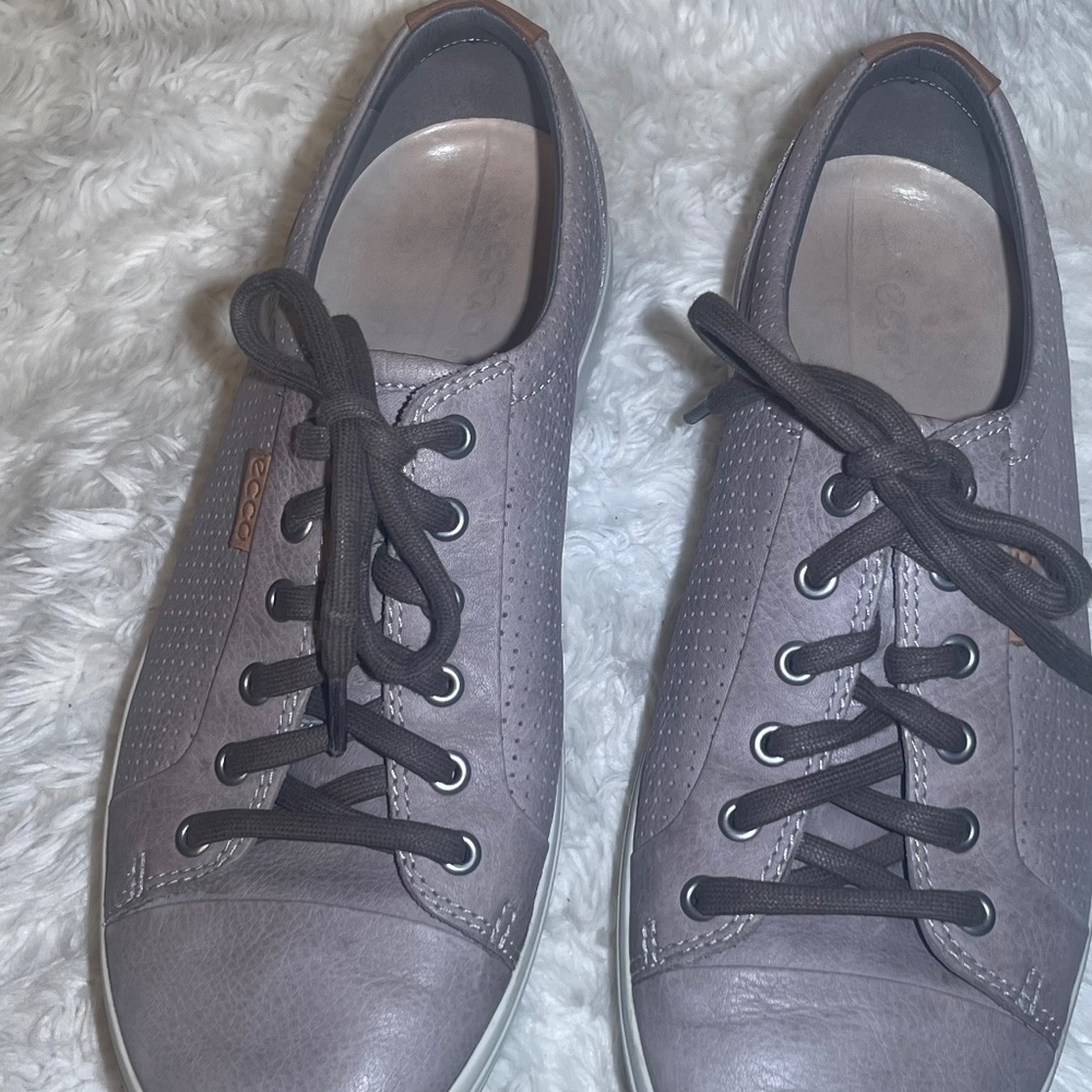 ECCO suede sneakers size 42
